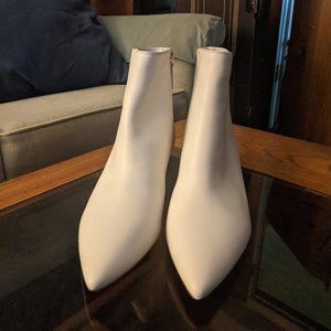New J Crew Fiona Kitten Heel Boots Ivory size 9
